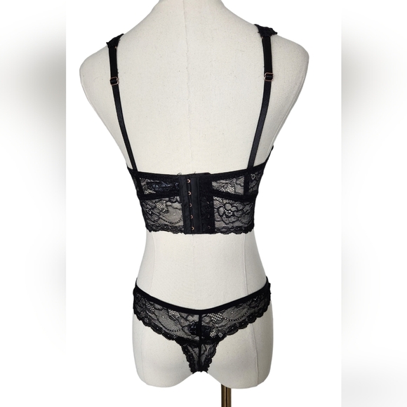 NWOT Rene Rofe Black Lace Bra and Panty Set - Picture 2 of 11